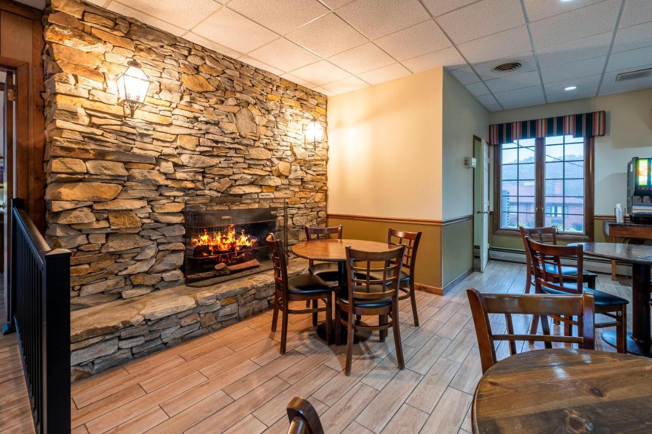 Red Roof Inn & Suites Hazleton Luaran gambar