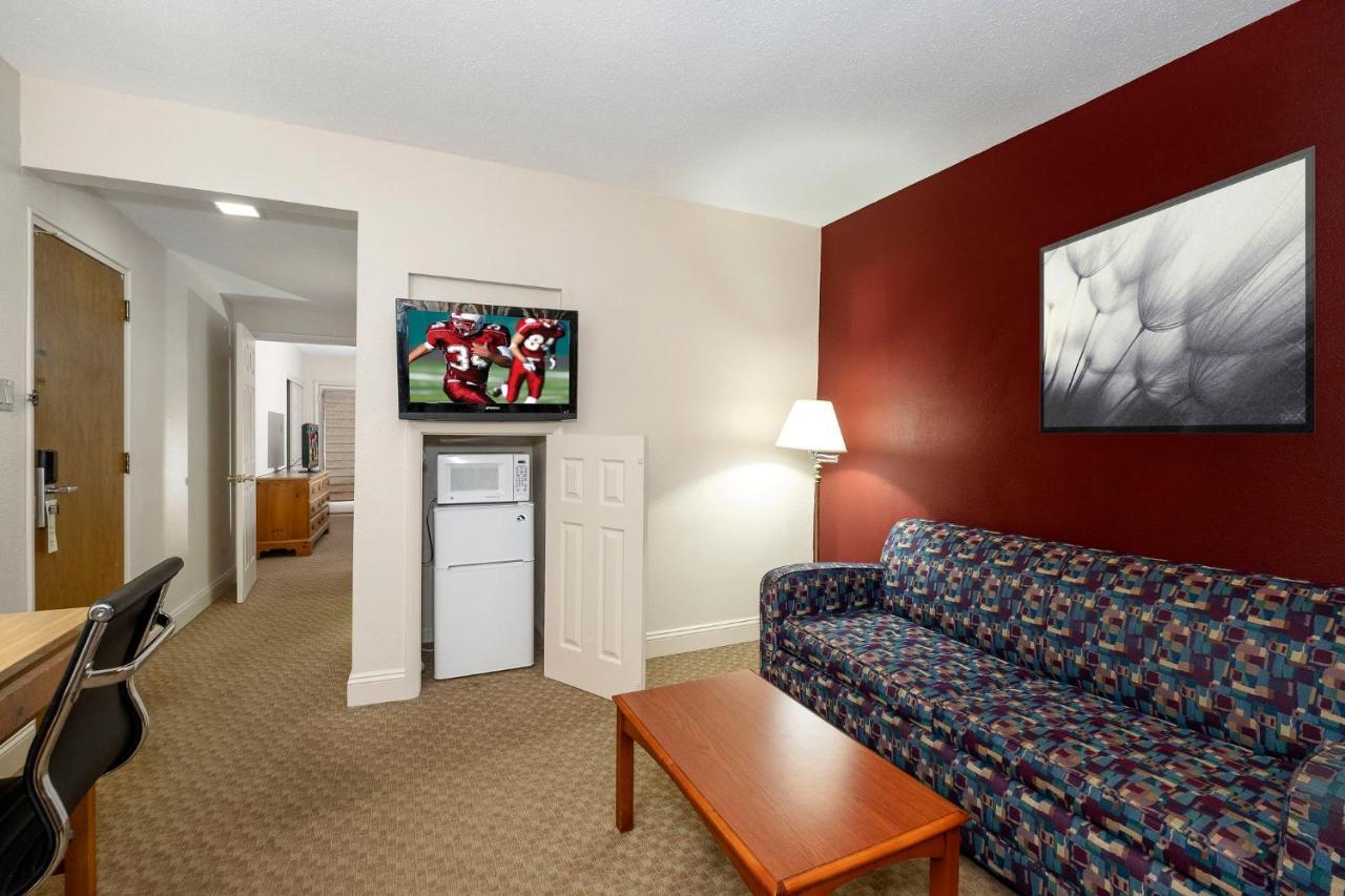 Red Roof Inn & Suites Hazleton Luaran gambar
